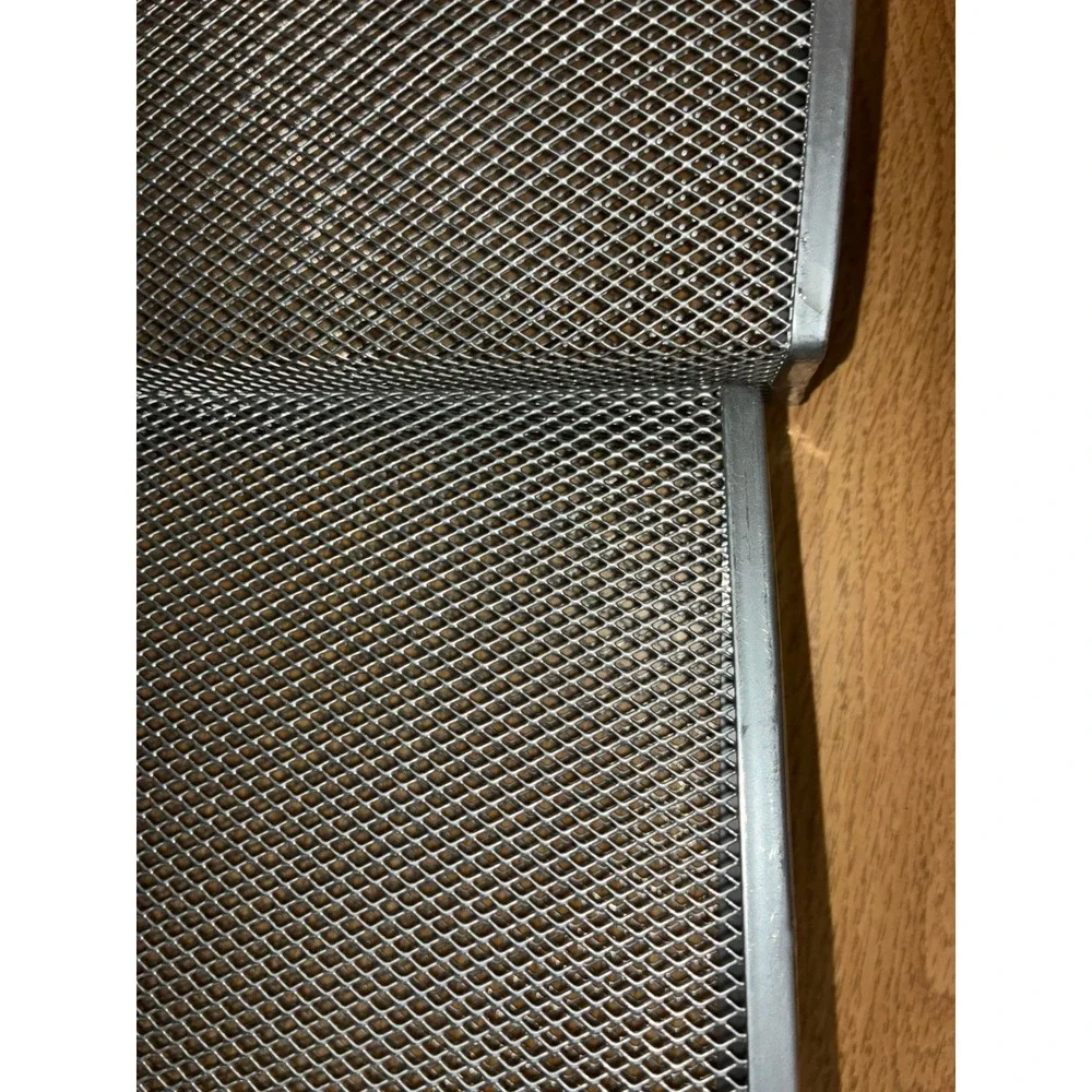 File Holder Magazine Rack Mesh Single Pocket Wall Mount (2) Vintage NEW‎ *flaw